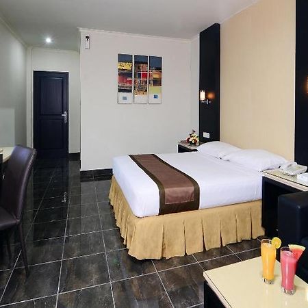 D'Arcici Hotel Plumpang ジャカルタ エクステリア 写真