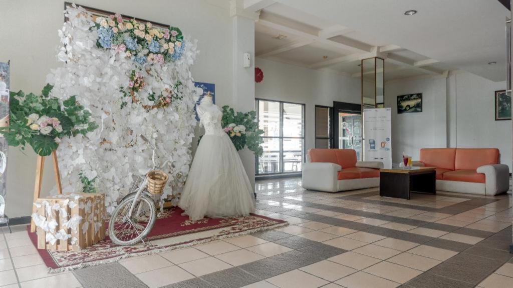 D'Arcici Hotel Plumpang ジャカルタ エクステリア 写真