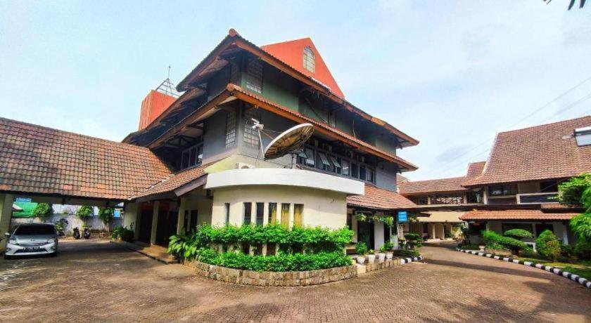 D'Arcici Hotel Plumpang ジャカルタ エクステリア 写真