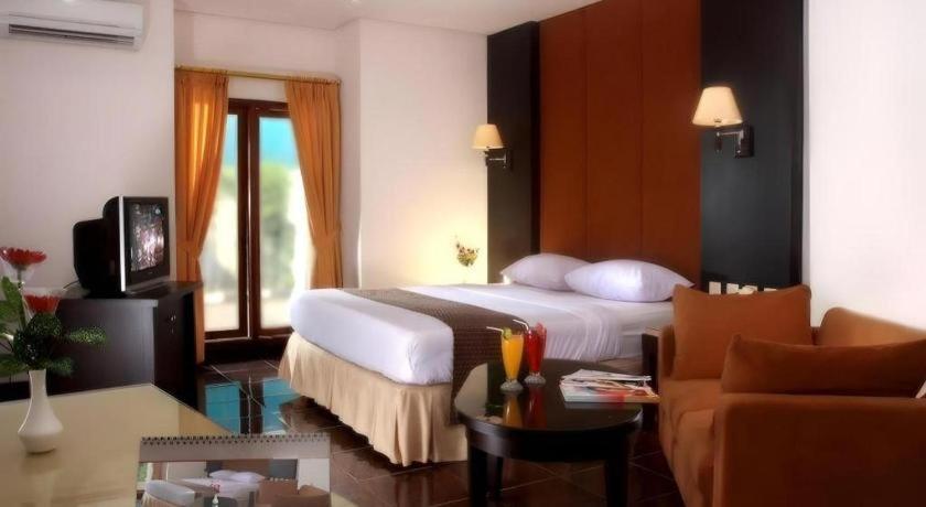 D'Arcici Hotel Plumpang ジャカルタ エクステリア 写真