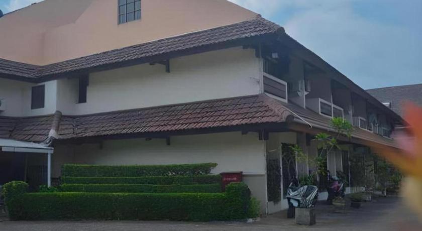 D'Arcici Hotel Plumpang ジャカルタ エクステリア 写真