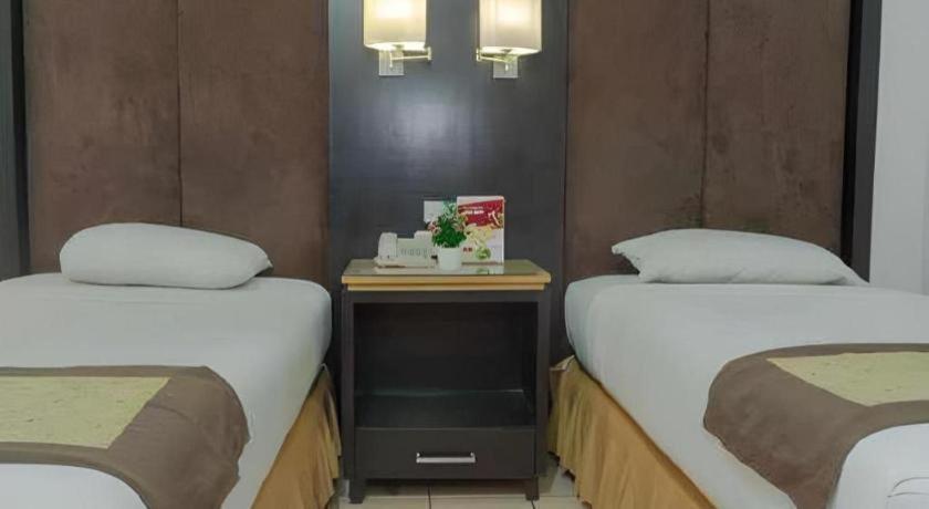 D'Arcici Hotel Plumpang ジャカルタ エクステリア 写真