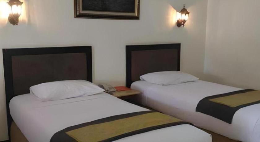 D'Arcici Hotel Plumpang ジャカルタ エクステリア 写真