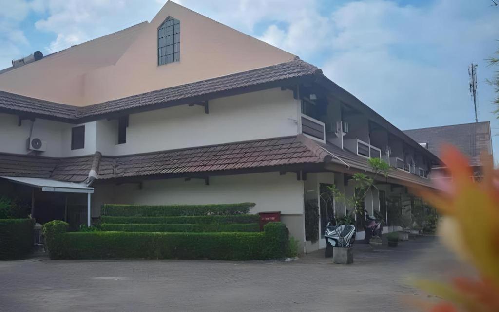 D'Arcici Hotel Plumpang ジャカルタ エクステリア 写真