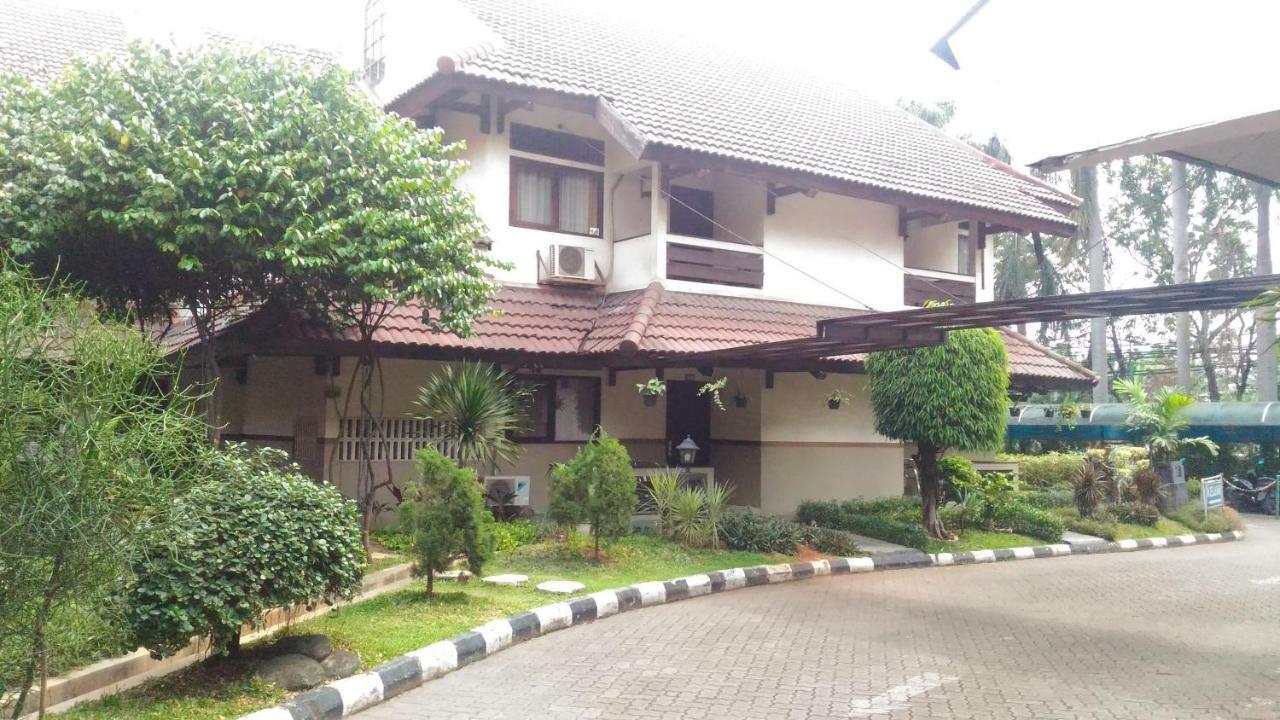 D'Arcici Hotel Plumpang ジャカルタ エクステリア 写真