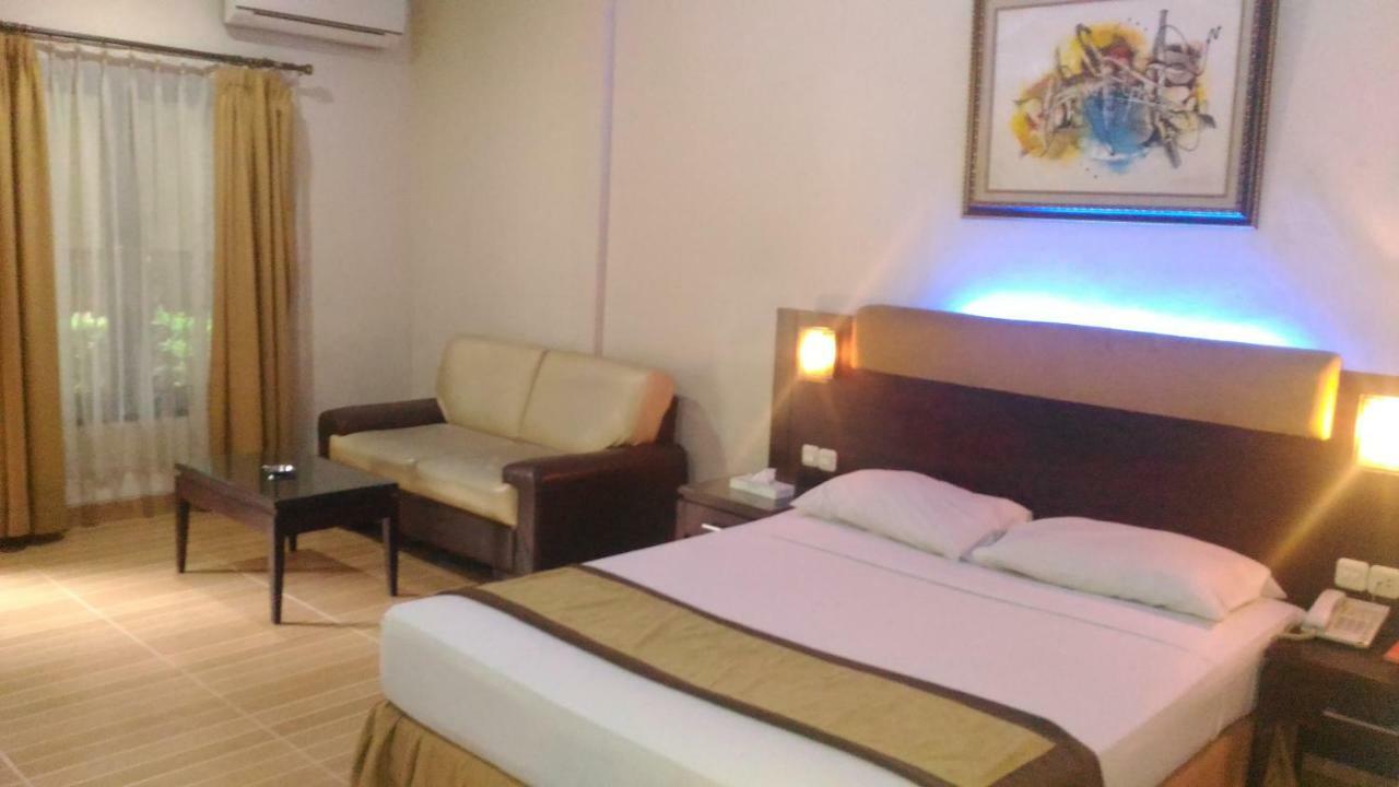 D'Arcici Hotel Plumpang ジャカルタ エクステリア 写真